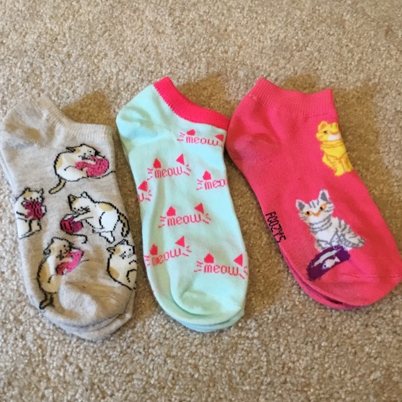 Accessories - ✨Free w/ Purchase Cat Sock Bundle